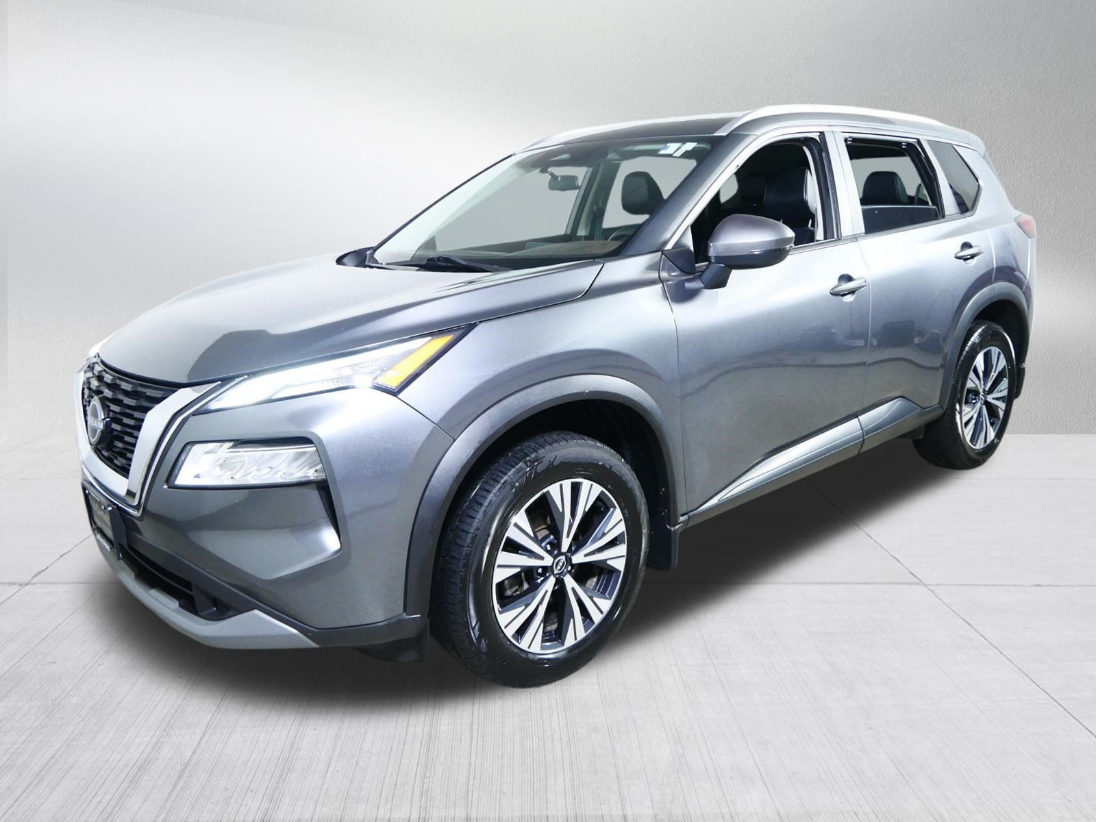 Used 2023 Nissan Rogue SV w/ SV Premium Package AWD/4WD image 3