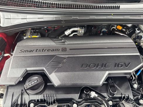 Used 2025 Hyundai Elantra Sport image 42