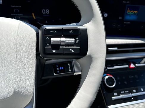 Used 2024 Hyundai Santa Fe Calligraphy image 37