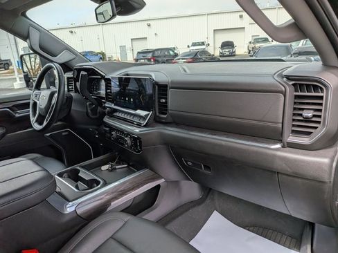 Used 2024 Chevrolet Silverado 2500 LTZ w/ LTZ Plus Package AWD/4WD image 24