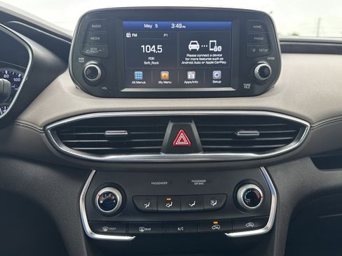Used 2020 Hyundai Santa Fe SE FWD image 12