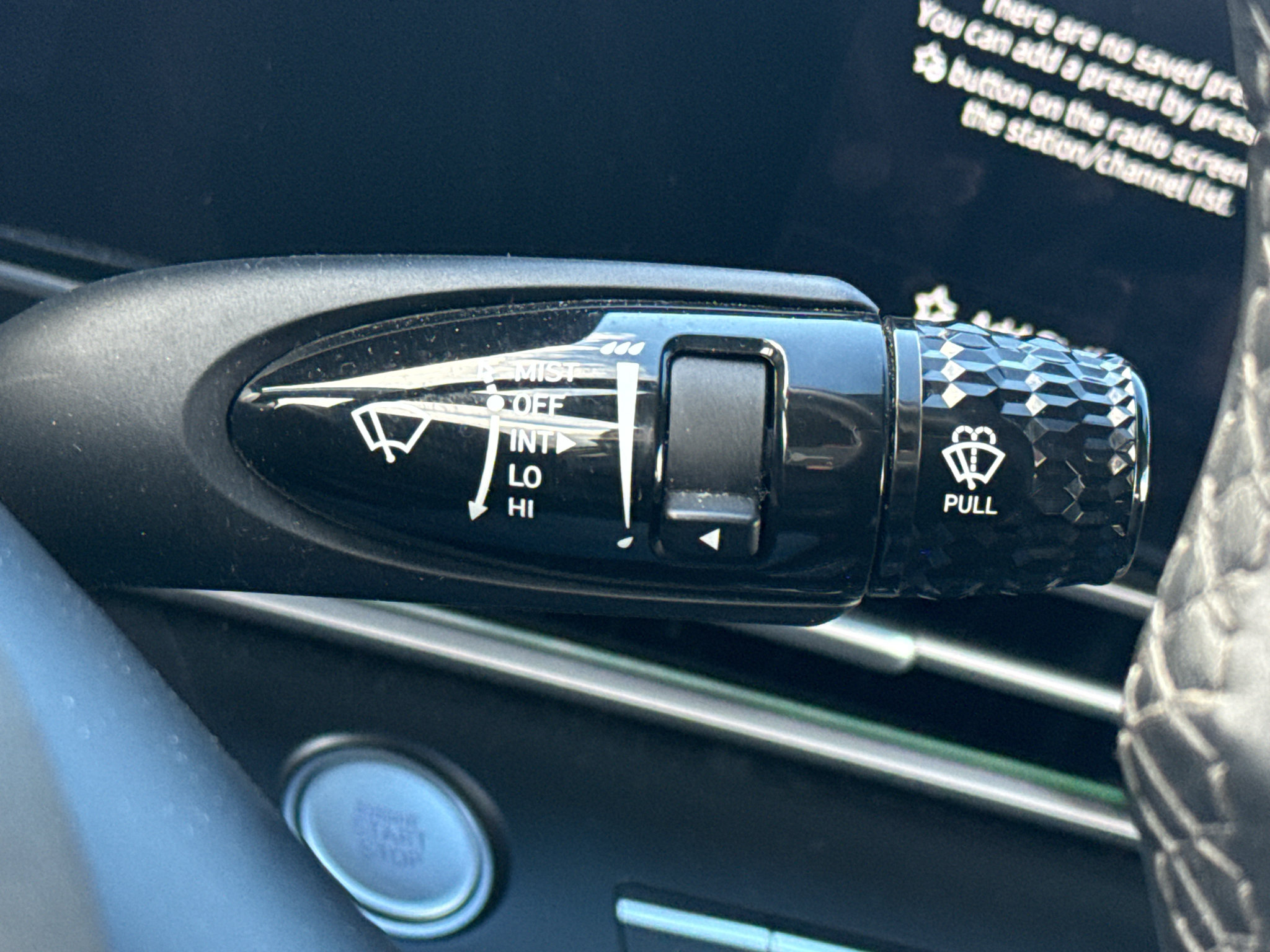 Used 2024 Hyundai Elantra Limited FWD image 19