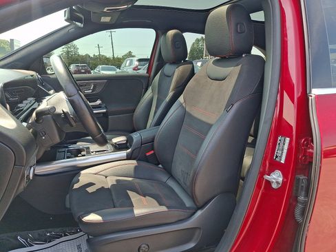 Used 2021 Mercedes-Benz GLA 250 4MATIC image 13