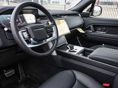 New 2026 Land Rover Range Rover SE AWD/4WD image 28