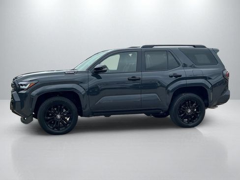 Used 2025 Toyota 4Runner Platinum AWD/4WD image 8
