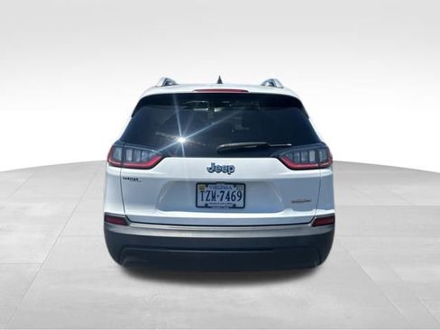 Used 2019 Jeep Cherokee Latitude w/ Popular Appearance Group FWD image 10