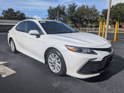 Used 2024 Toyota Camry LE FWD image 2