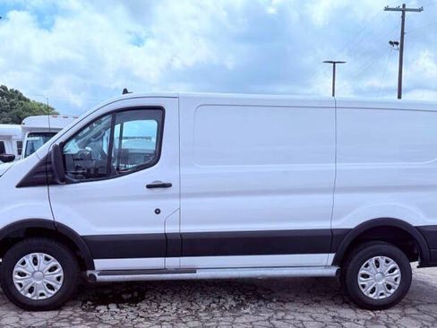 Used 2025 Ford Transit 250 Low Roof w/ Exterior Upgrade Package RWD image 5