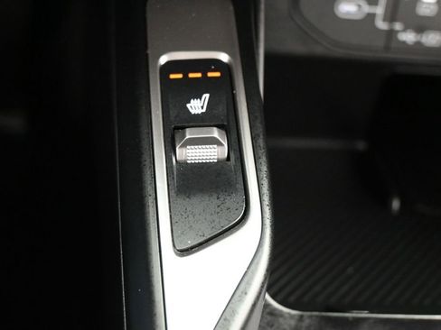 Used 2025 Kia Sorento S FWD image 25