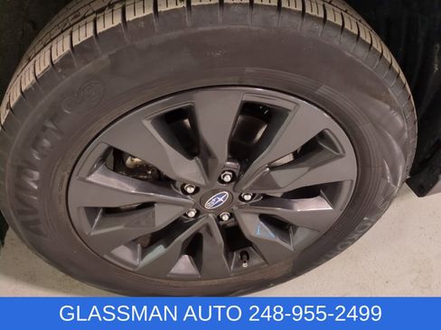 Certified 2025 Subaru Outback Onyx Edition image 2