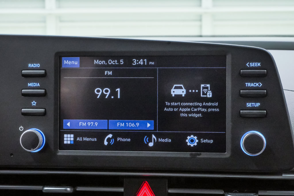 Certified 2026 Hyundai Elantra Sport FWD image 16