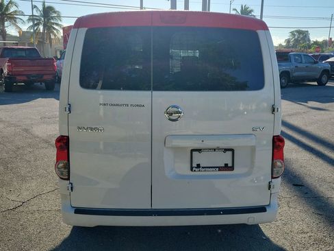 Used 2019 Nissan NV200 SV w/ Navigation Package image 6