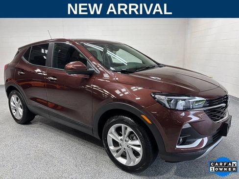 Used 2023 Buick Encore GX Preferred w/ Cold Weather Comfort Package FWD image 1