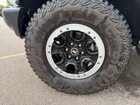 Used 2023 Ford Bronco Big Bend w/ Sasquatch Package AWD/4WD image 12
