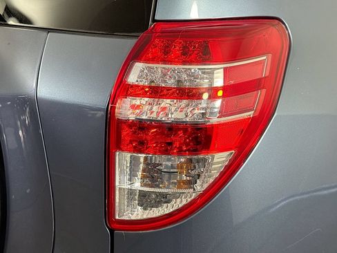 Used 2010 Toyota RAV4 2WD image 28