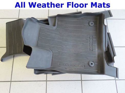 Used 2021 Ford Explorer XLT RWD image 18
