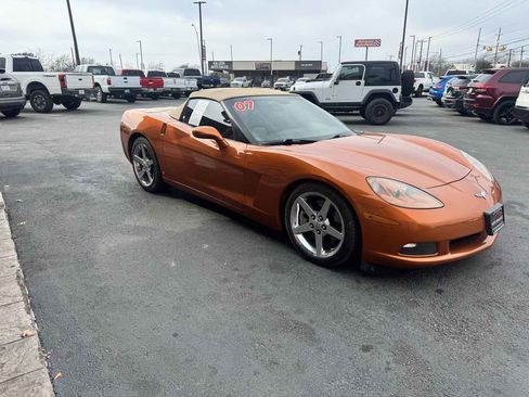 Used 2007 Chevrolet Corvette Convertible w/ Performance Package image 4