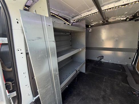 Used 2020 Ford Transit Connect XL image 22