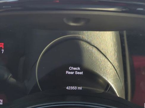 Used 2024 Dodge Durango GT image 9