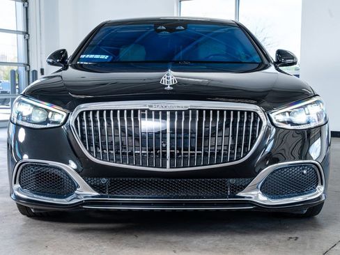 Used 2022 Mercedes-Benz Maybach S 580 4MATIC image 3