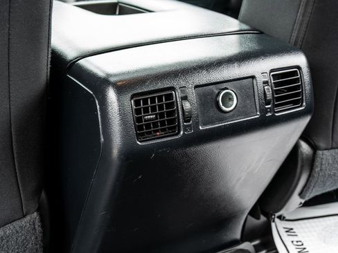 Used 2018 Toyota Tundra SR5 image 35