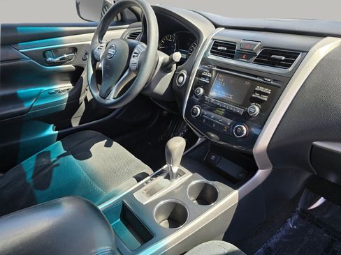 Used 2015 Nissan Altima 2.5 S w/ Power Driver Seat Package FWD image 28