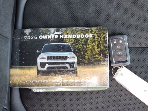 New 2026 Jeep Grand Cherokee L 2WD image 41