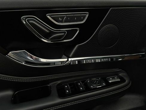 New 2026 Lincoln Corsair Premiere image 13