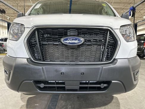 Used 2024 Ford Transit 250 Low Roof w/ Exterior Upgrade Package RWD image 26