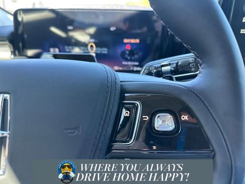 New 2026 Lincoln Aviator 2WD image 11