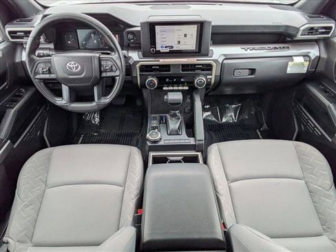 Certified 2025 Toyota Tacoma SR5 AWD/4WD image 17