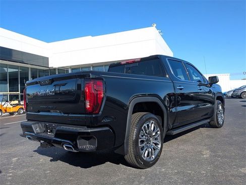 New 2026 GMC Sierra 1500 Denali Ultimate w/ LPO, Black Badging Package image 4
