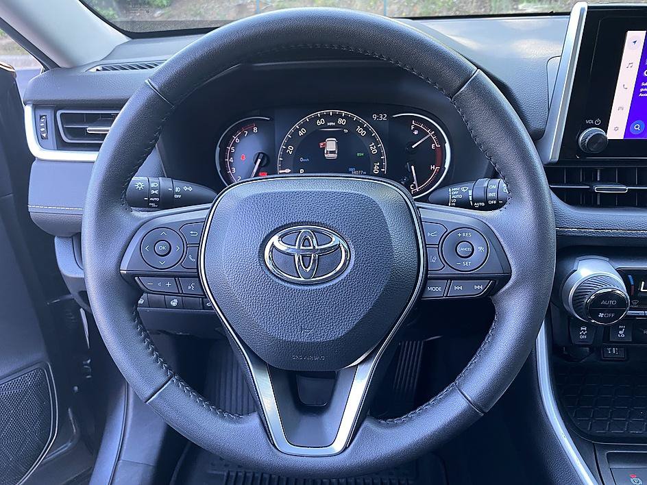 Certified 2023 Toyota RAV4 XLE Premium AWD/4WD image 14