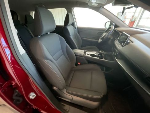 Used 2023 Nissan Rogue S AWD/4WD image 23