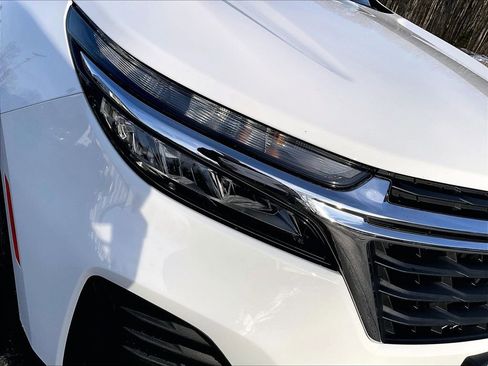 Used 2024 Chevrolet Equinox LS image 29