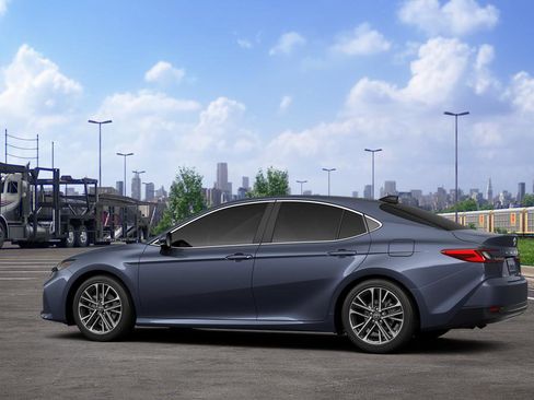 New 2026 Toyota Camry XLE image 9