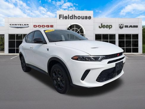 Used 2024 Dodge Hornet GT w/ GT Blacktop Package AWD/4WD image 3