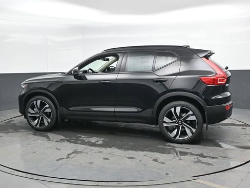 New 2026 Volvo XC40 B5 Plus w/ Protection Package Premier image 7