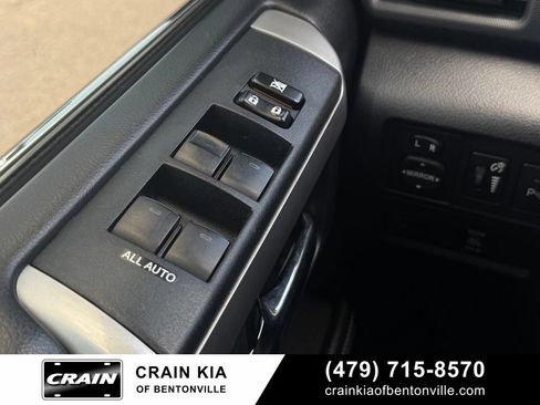 Used 2015 Toyota 4Runner Limited AWD/4WD image 10
