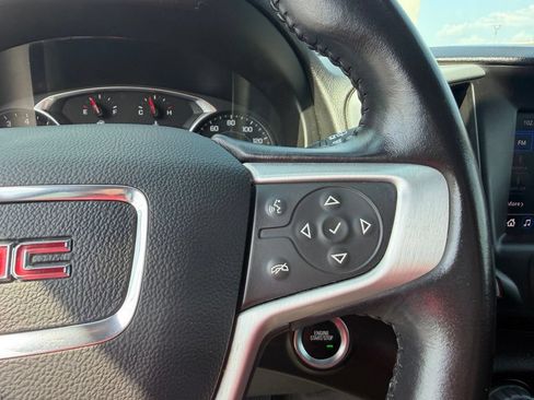 Used 2020 GMC Terrain SLE FWD image 28