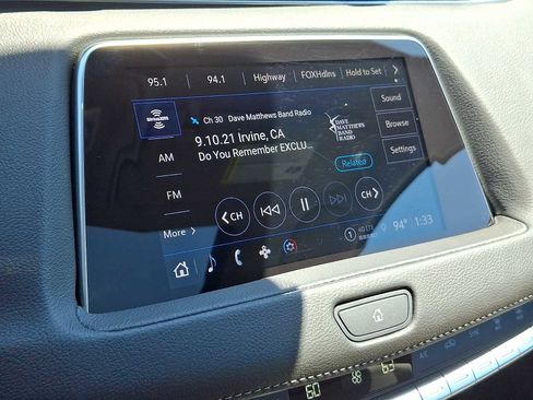 Used 2023 Cadillac XT4 Premium Luxury w/ Cold Weather Package FWD image 20