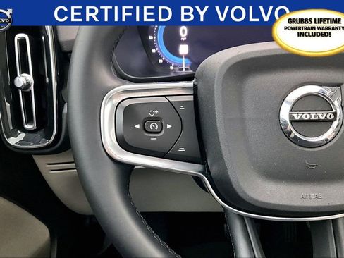 Used 2023 Volvo XC40 B5 Ultimate w/ Protection Package Premier image 26