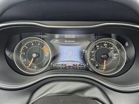 Certified 2021 Jeep Cherokee Latitude Lux 80th Anniv w/ Quick Order Package 26U 80TH image 17