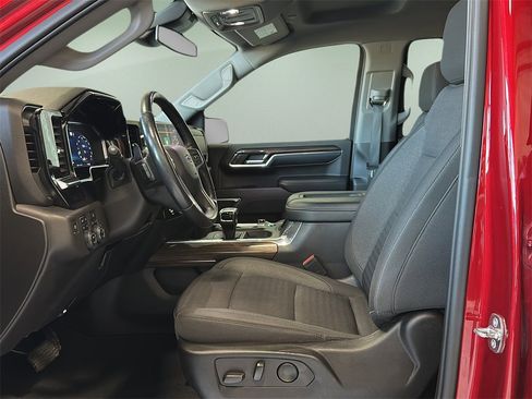 Used 2022 Chevrolet Silverado 1500 LT Trail Boss w/ Protection Package image 3