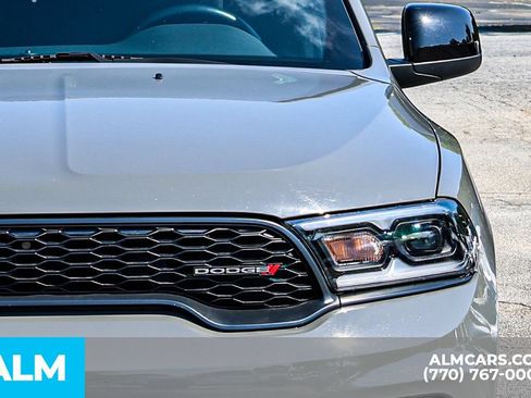 Used 2025 Dodge Durango GT RWD image 14