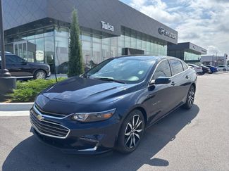 Used 2018 Chevrolet Malibu LT w/ Leather Package image 1
