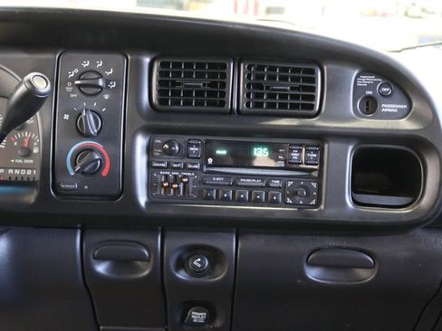 Used 2000 Dodge Ram 2500 Truck 4x4 Quad Cab image 88