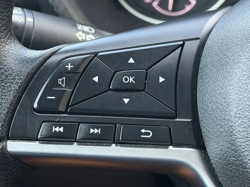 Certified 2025 Nissan Sentra SV FWD image 15
