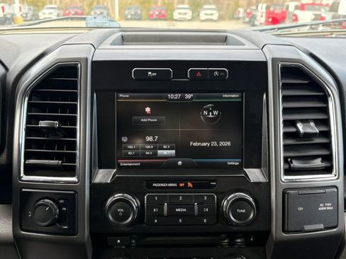 Used 2015 Ford F150 XLT w/ Equipment Group 302A Luxury image 18