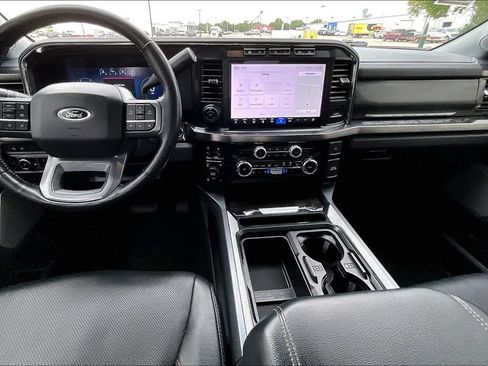 Used 2024 Ford F250 Lariat w/ Lariat Ultimate Package AWD/4WD image 14
